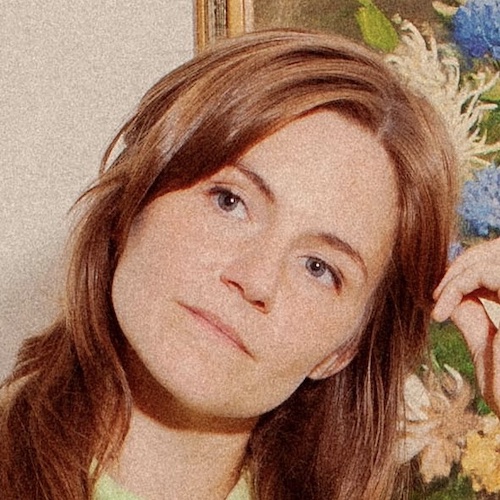 Portrait of Erin Rae