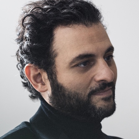 Portrait of Arian Moayed
