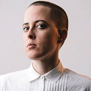 Portrait of Jana Hunter