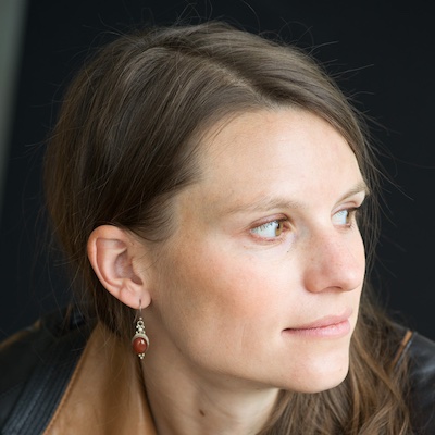 Portrait of Jessi Jezewska Stevens