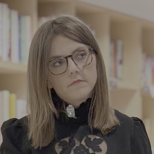 Portrait of Ariel Courage