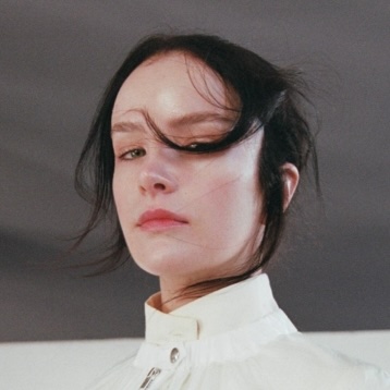 Portrait of Ela Minus