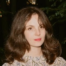 Portrait of Tara Walters