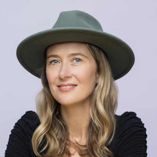 Portrait of Jennifer Lewis