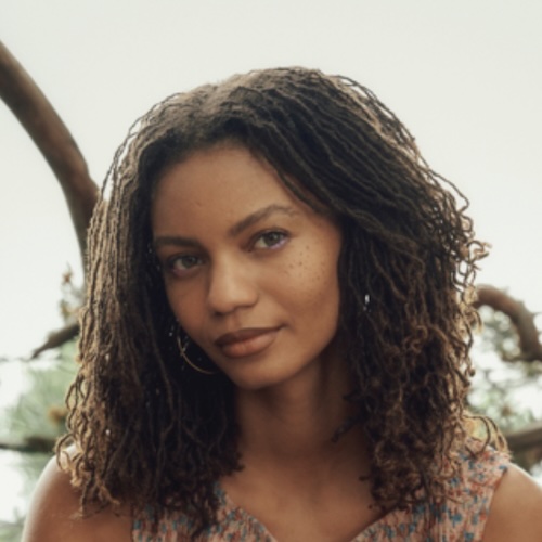 Portrait of Leah Thomas