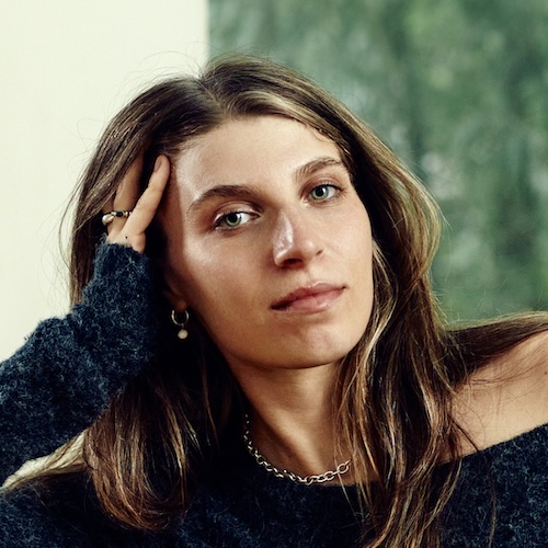 Portrait of Zoe Dubno