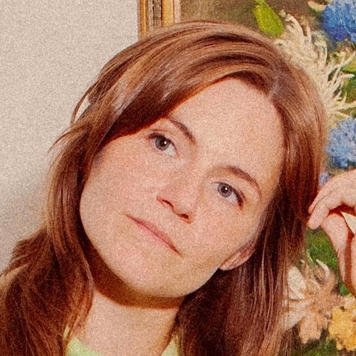 Portrait of Erin Rae