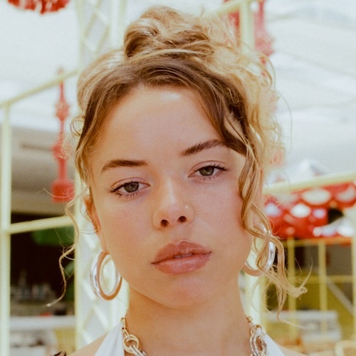Portrait of Nilüfer Yanya