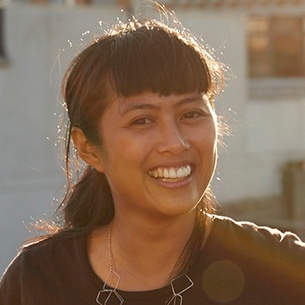 Portrait of Jenn de la Vega