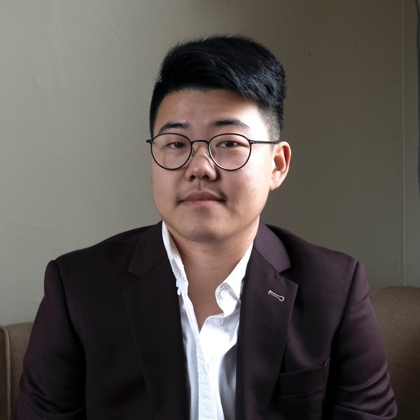 Portrait of  Yanyi