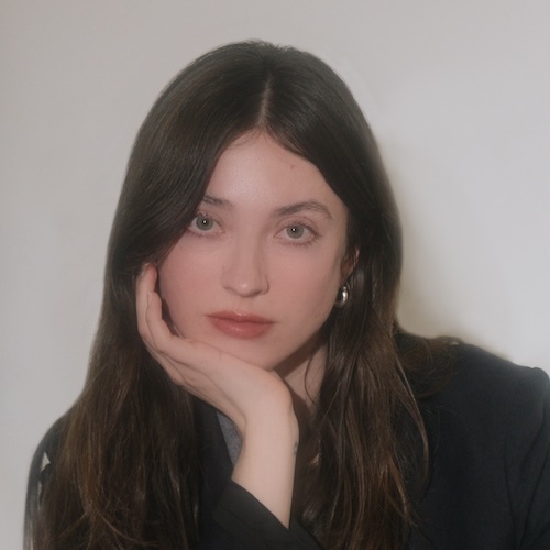 Portrait of Devyn Defoe