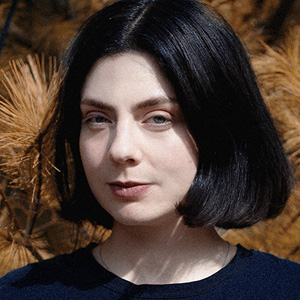 Portrait of Becca Kauffman