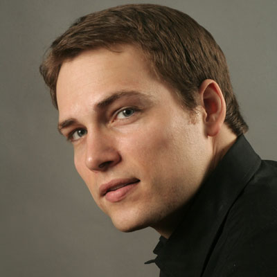 Portrait of Alek Shrader